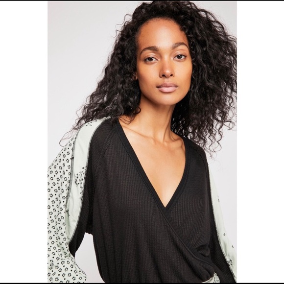 Free People Auxton Black Thermal Tie Waist Wrap V Neck Panel Sleeve Blouse - Picture 2 of 13